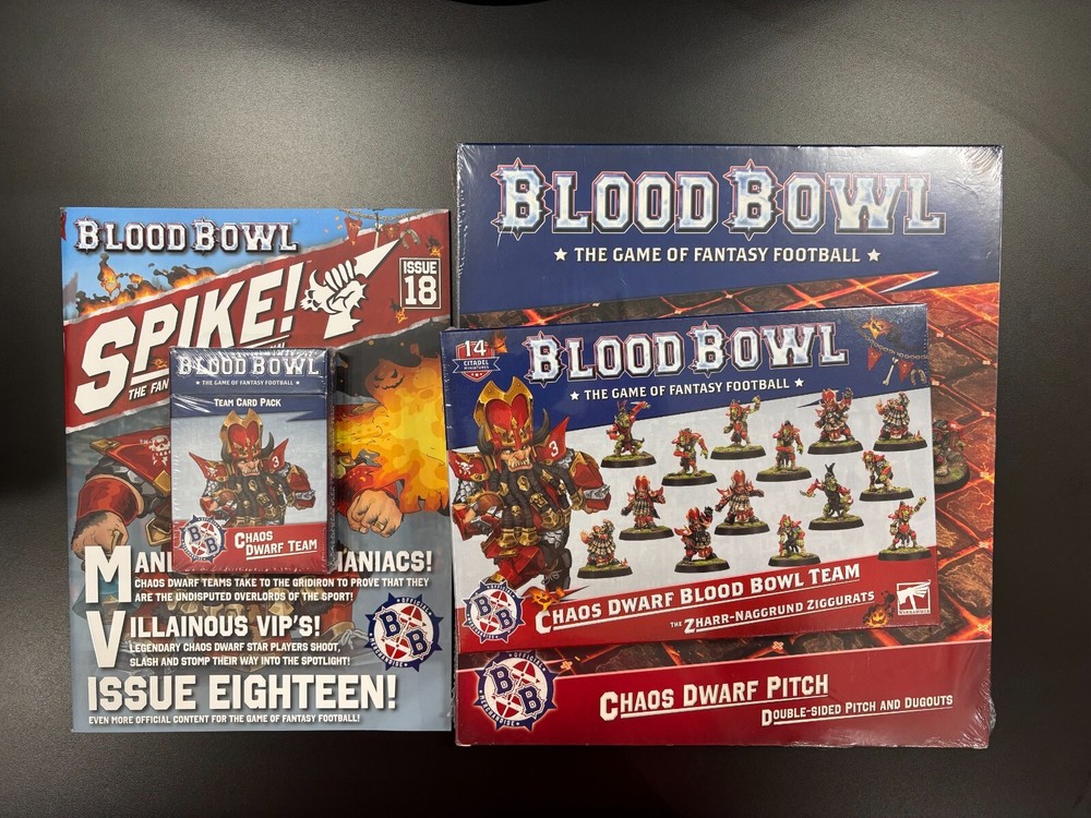 Warhammer Blood Bowl Chaos Dwarf Package-Team Kit+Card Pack+Pitch+Spike Magazine