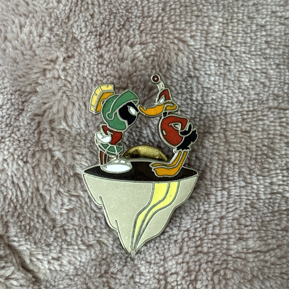 Vintage 1994 WB Marvin The Martian & Daffy Duck Space Suits Lapel Pin