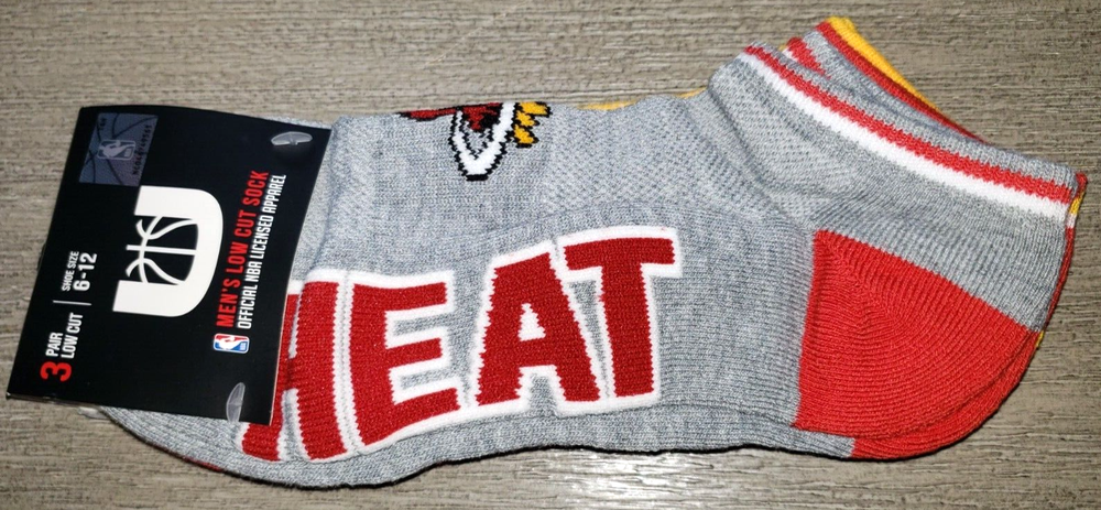 mens LOW CUT NEW SOCKS 3 PAIR shoe size 6-12 'HEAT' BASKETBALL GRAY RED NICE!