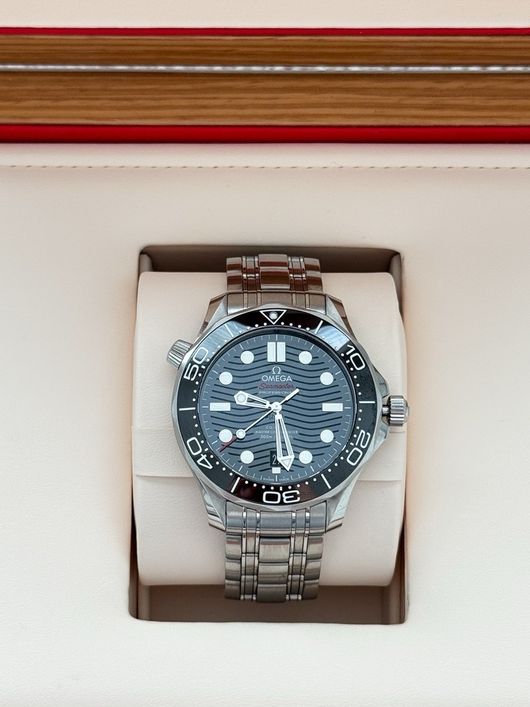 OMEGA Seamaster 300M Mens Diver Watch 21030422001001