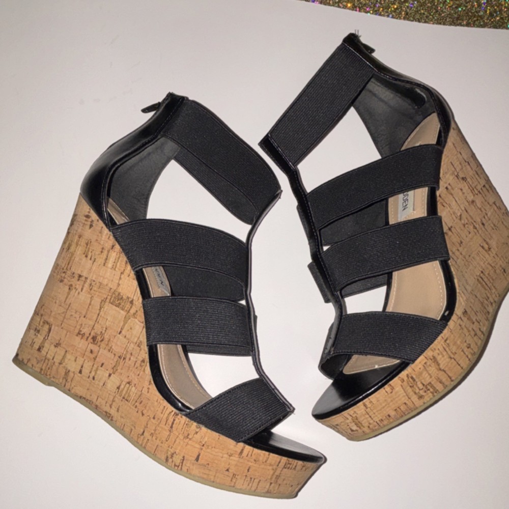 Steve Madden Women's Black Strappy Wedge Sandals Zipper Synthetic Size 9