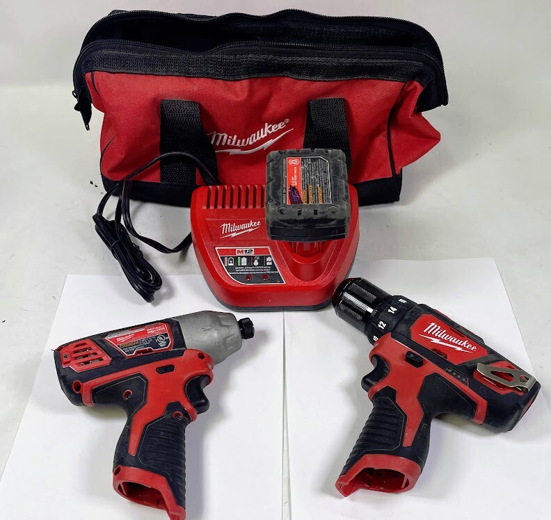 MILWAUKEE M12 2462-20 1/4”Impact Driver 2407-20 3/8” Drill/ Driver (SPG062783)