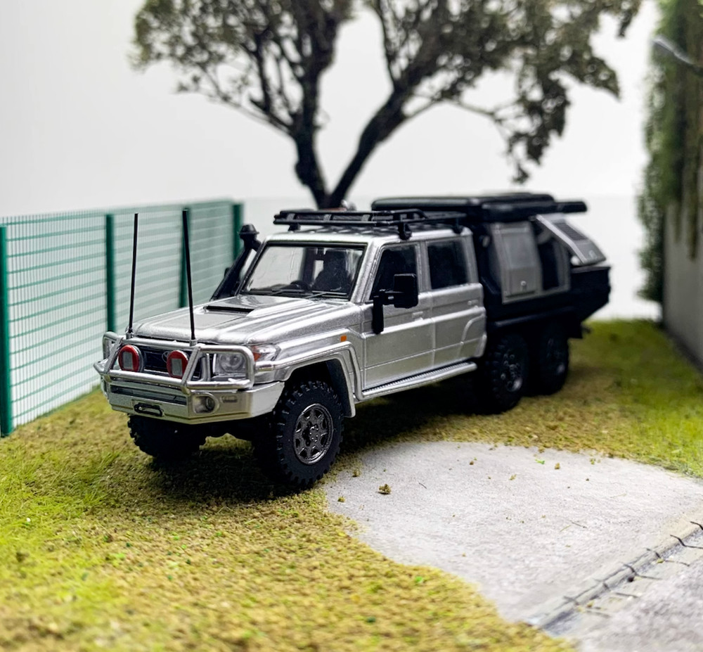 AB 1:64 Silver Land Cruiser J70 LC79 Pickup Truck 6x6 Model Diecast Metal Car