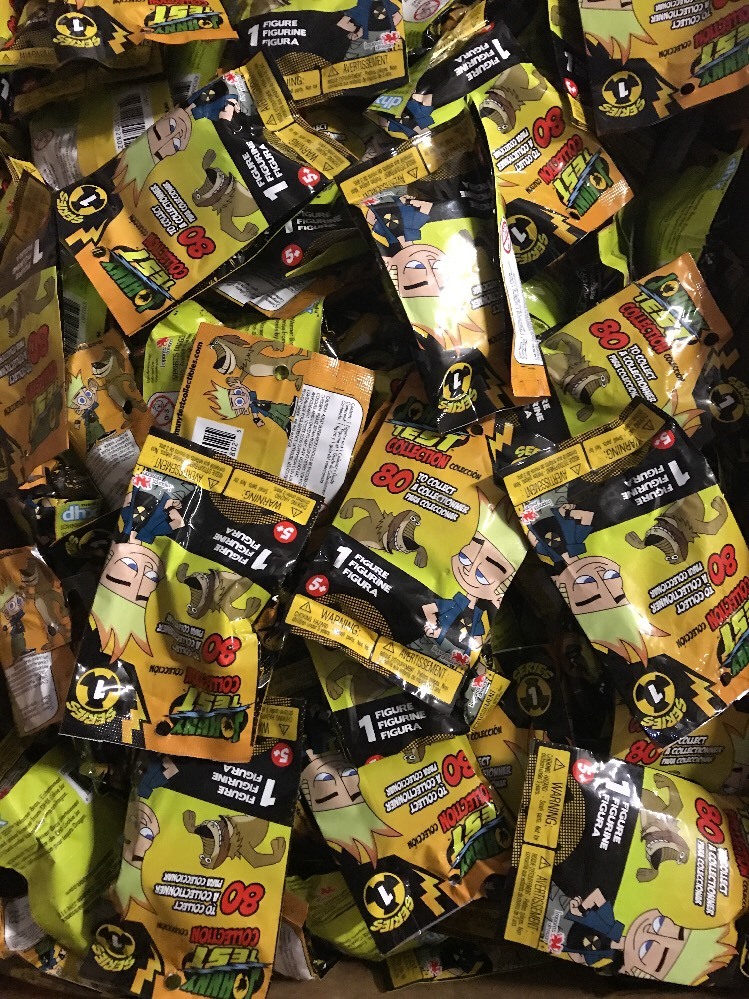 Johnny Test Series 1 Collectible Figurines, LOT Of 20 Blind Packs To Collect