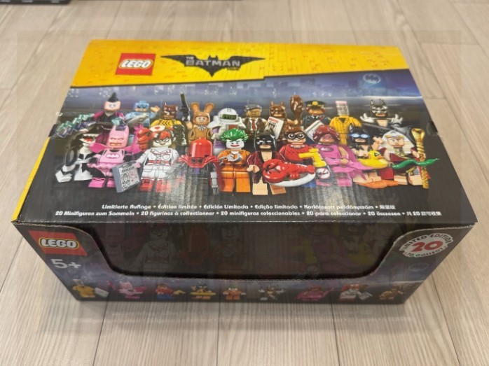 LEGO 71017 DC Batman Movie Collectible Minifigures Sealed Box 60 Packs Fast Ship
