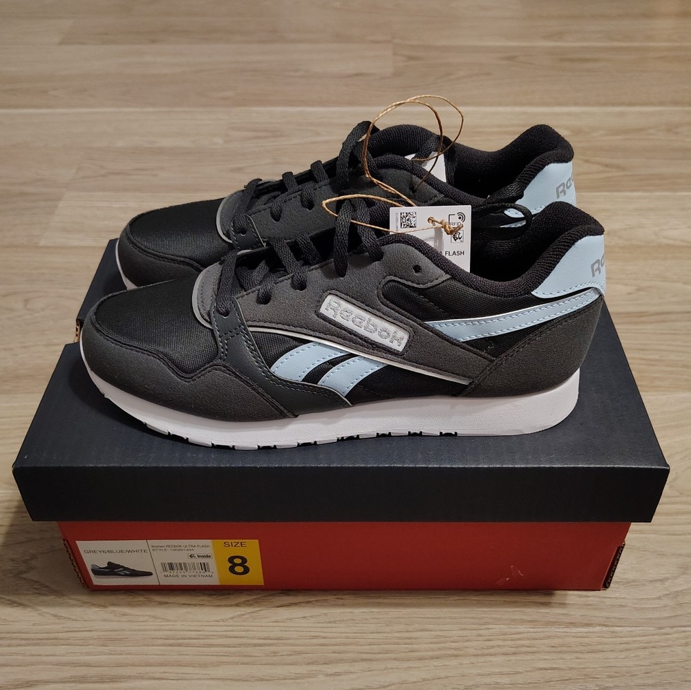 Reebok Princess Sneakers in Black - Size 8 - Style 30892