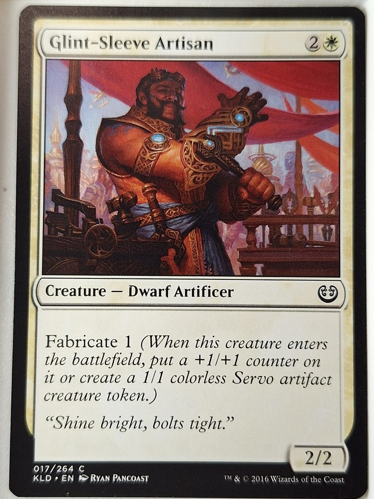 Glint-Sleeve Artisan Kaladesh Regular Foil MTG Card