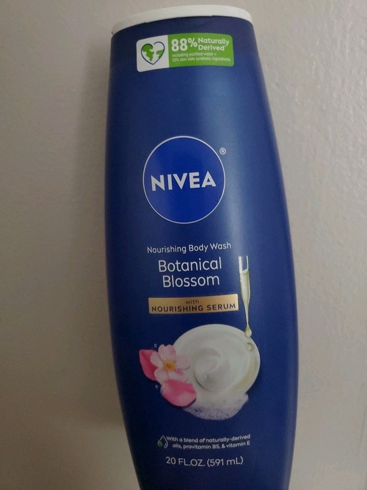 NIVEA Botanical Blossom Nourishing Body Wash with Serum