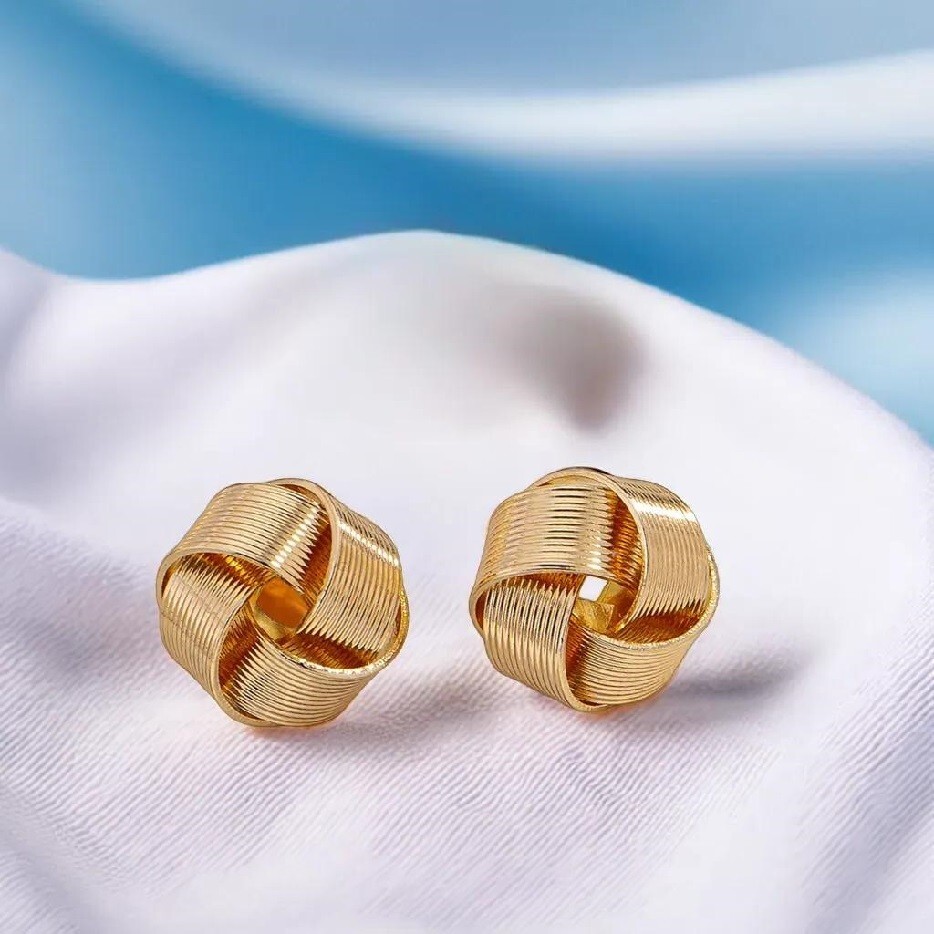 Gold Plated Vintage Love Knot Stud Earrings 14mm Medium Size