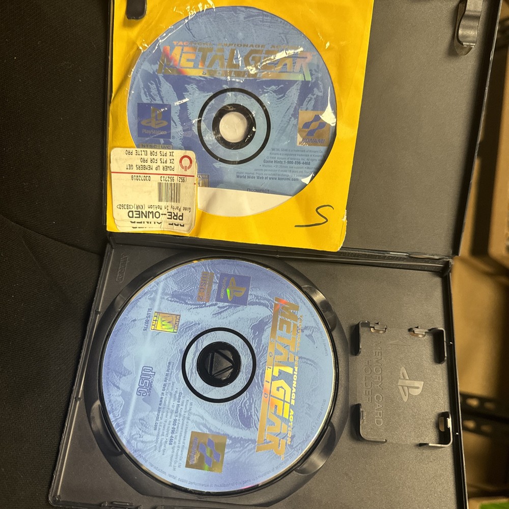 Metal Gear Solid (Sony PlayStation 1, 1999) Tested - Two Discs Only