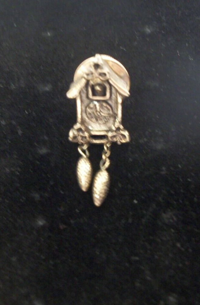 Vintage AVON Gold Tone Cuckoo Clock Signed Lapel Pin
