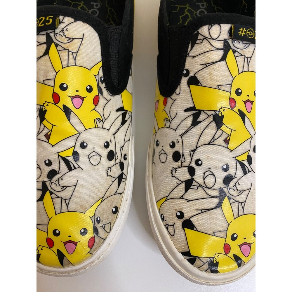 POKÉMON Pikachu Canvas Slip-On  Sneakers Men US 8 Black/Yellow EU 40.5 Shoes
