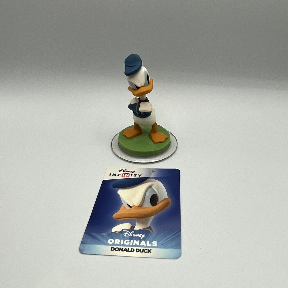 Disney Infinity 2.0 Donald Duck Figure with Game Card INF-1000116