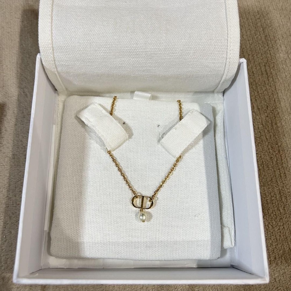 Christian Dior Petit Cd Necklace Pearl Gold