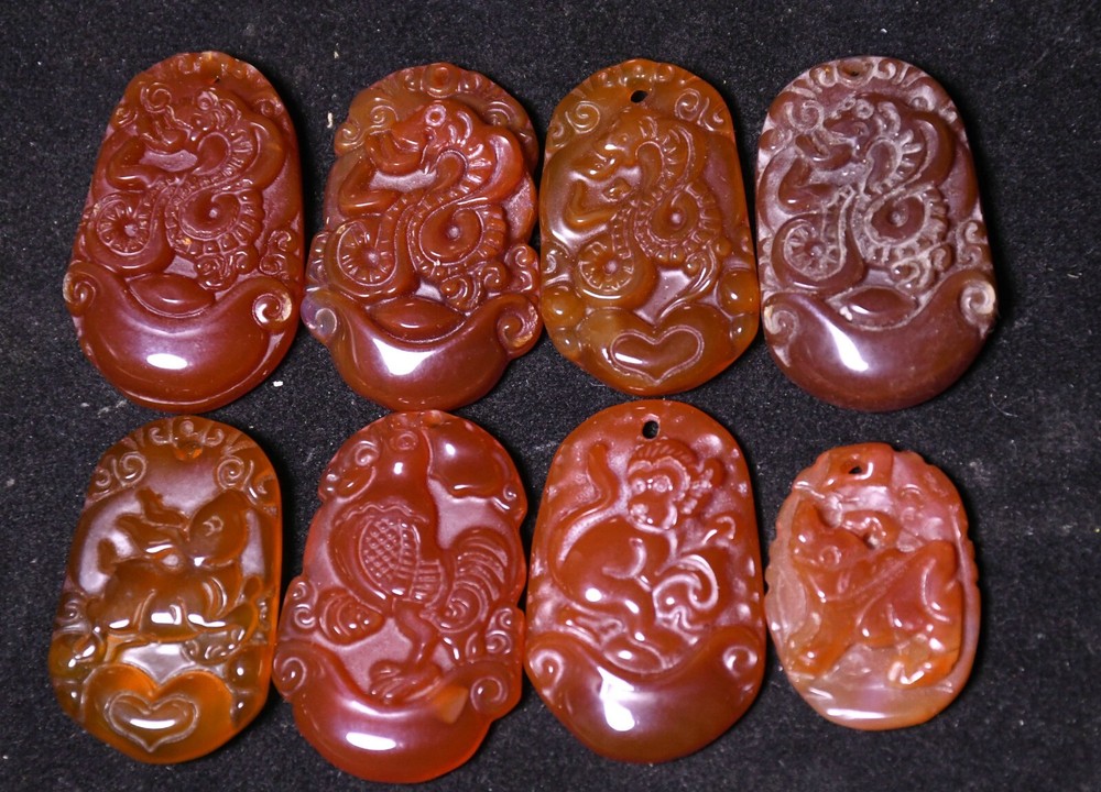 3.5CM China Agate Onyx Dragon Rabbit Chicken Monkey Pig Beast Amulet Pendant Set