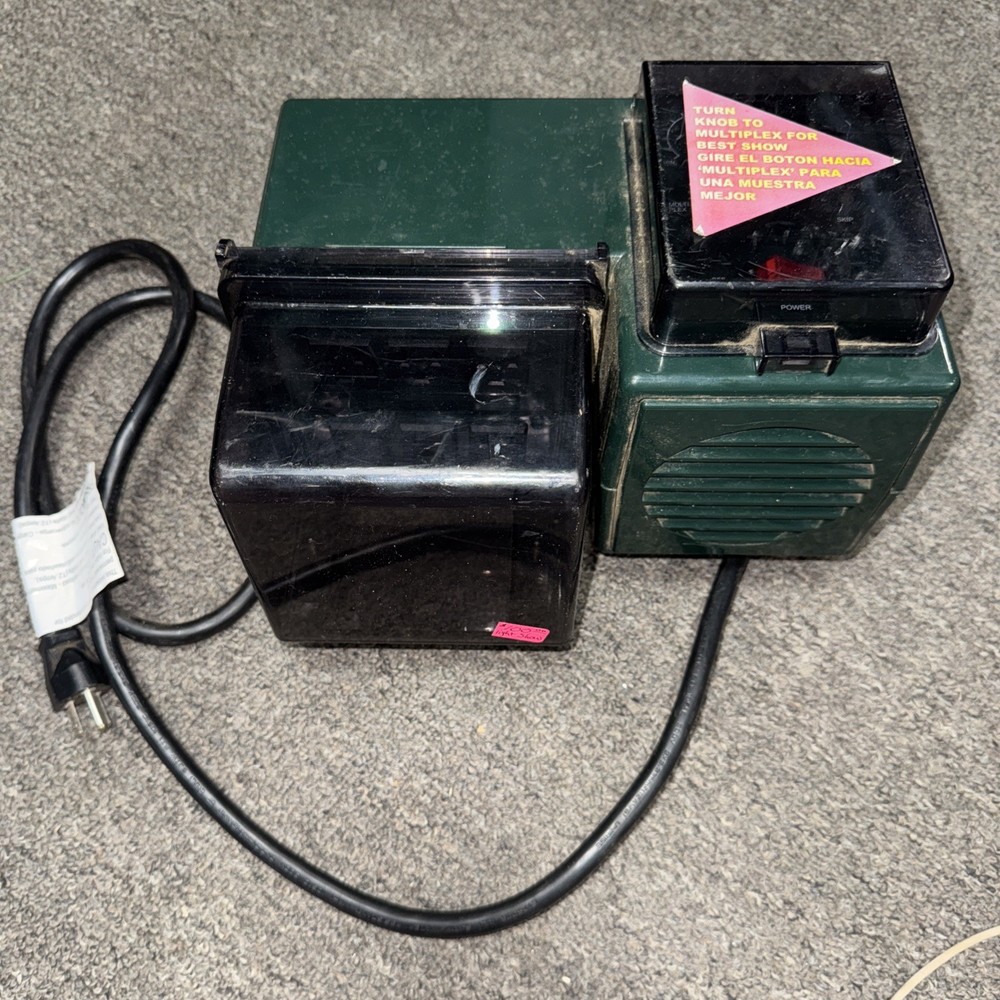 GE Lights & Sounds of CHRISTMAS ProLine MUSICAL. Plays 40 Christmas Carols WORKS