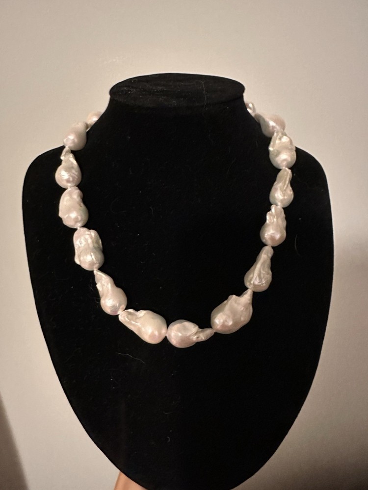 White Freshwater Baroque Pearl Necklace