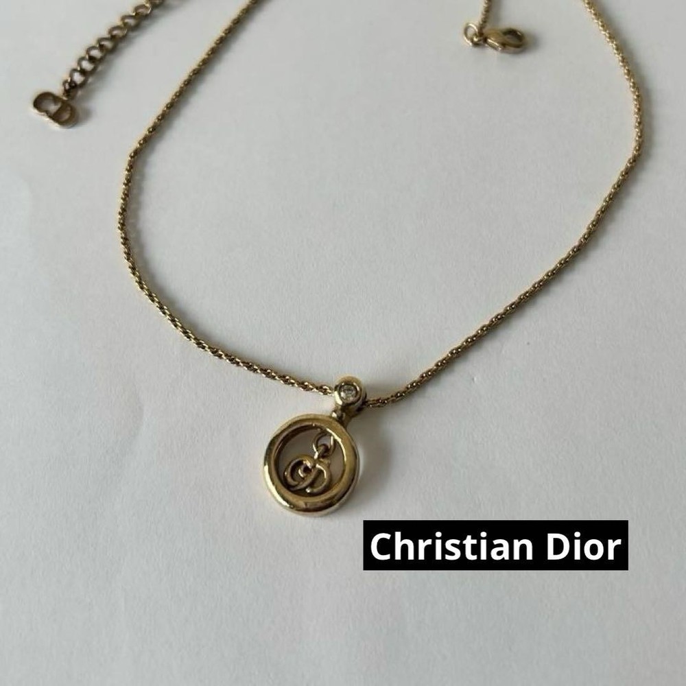 Christian Dior Christian Dior logo charm necklace 38-43cm