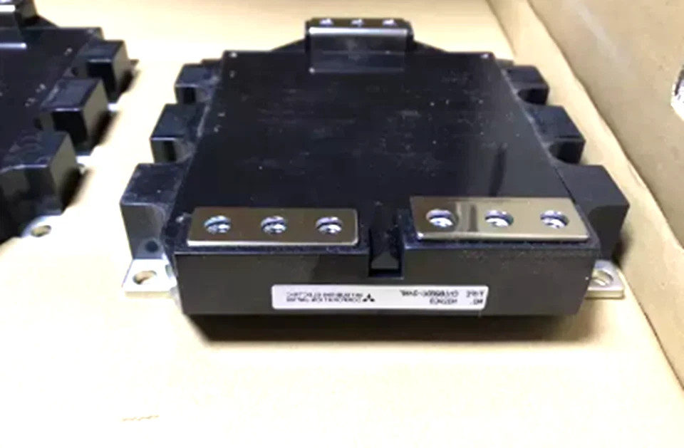 1PC NEW MITSUBISHI CM1000DUC-34NF Power Module Supply