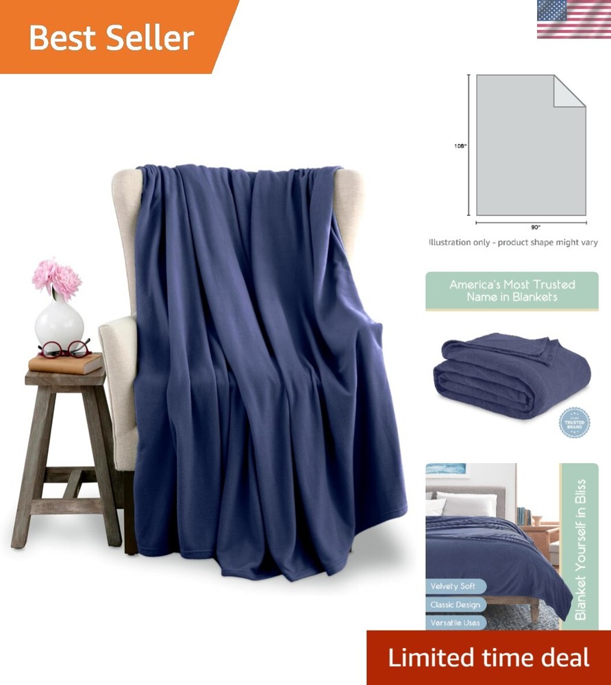 Luxurious Queen Size Navy Microfleece Blanket - Ultra Soft & Lightweight