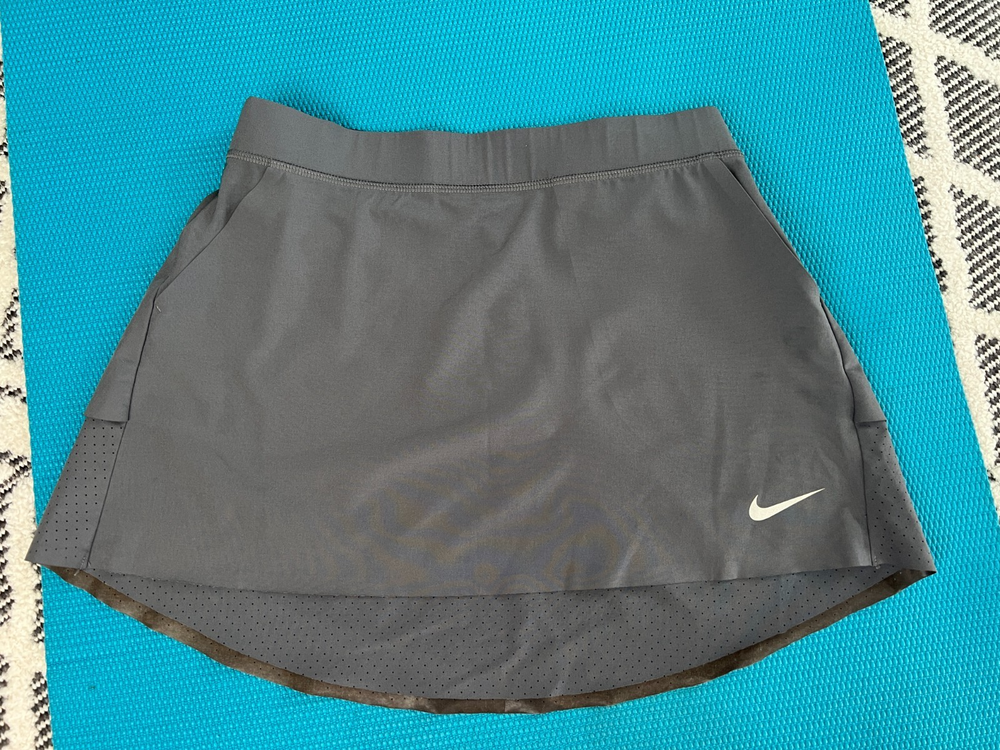 Nike Golf Tennis Skirt Women’s  Dri-Fit  Mini  Skirt sz xs