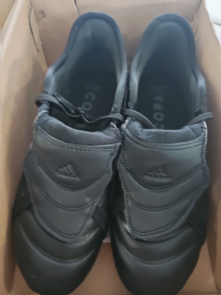 Adidas Unisex Black Copa Gloro.
