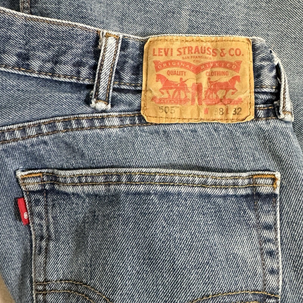 Levi’s 505 Jeans Mens 38x32 Blue Denim Straight Leg Regular Fit Grunge Retro USA