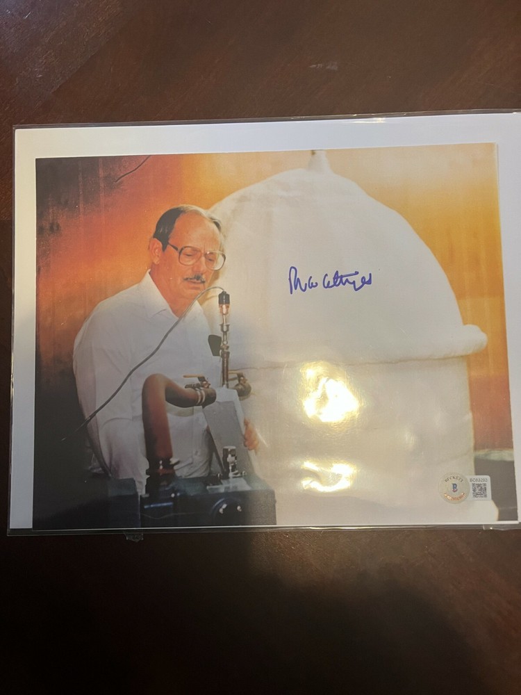 ROBERT ETTINGER Signed 8x10 Photo The Father of Cryonics Rare Beckett Certified
