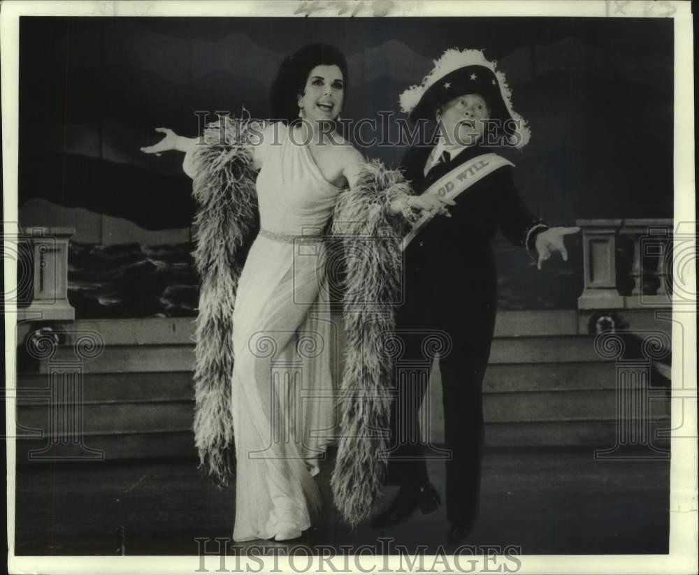 1980 Press Photo Ann Miller and Mickey Rooney - noo61310