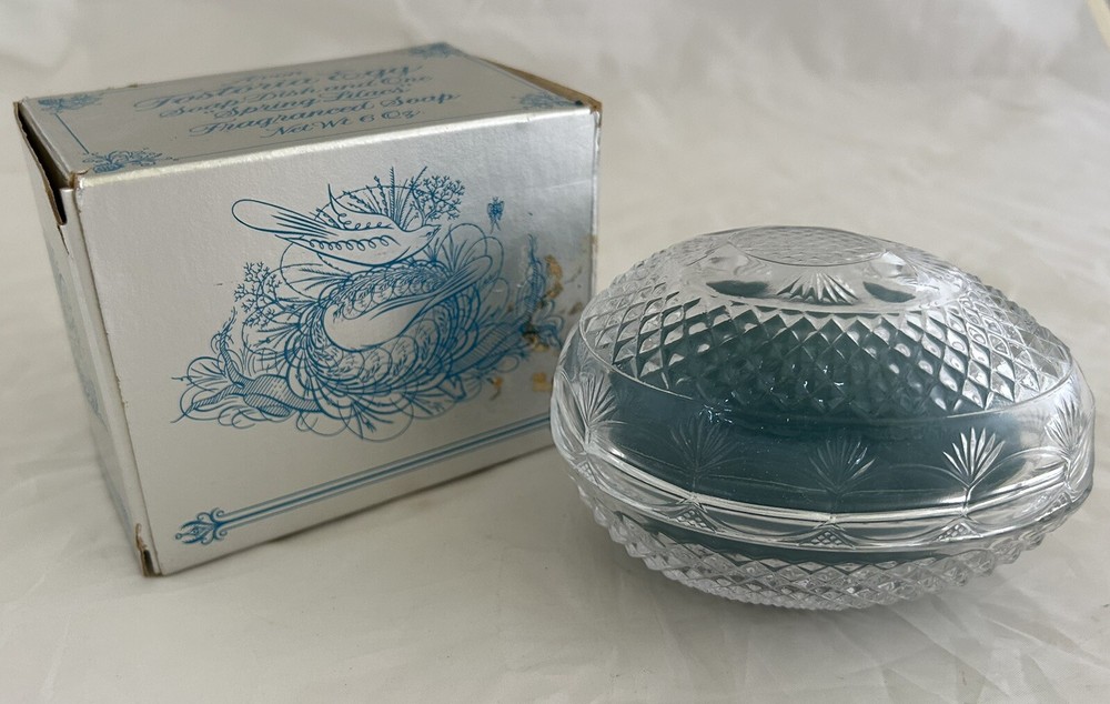 Mothers Day/Easter Crystal Glass Egg Fostoria Soap Trinket Dish Vintage  Avon-image