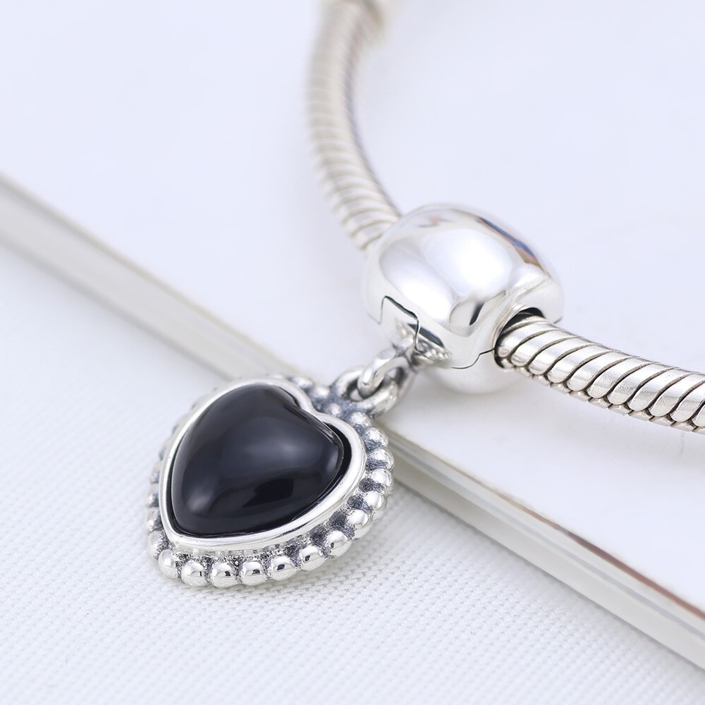 Authentic Pandora Black Onyx Evil Queen Heart Clip Charm Christmas Sale-image