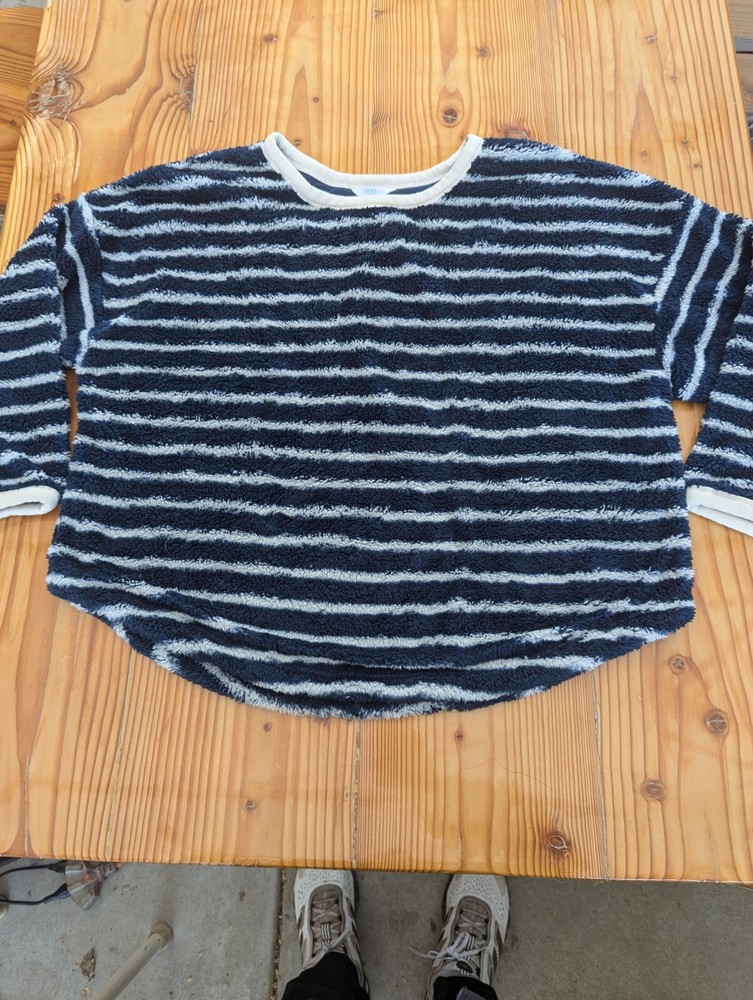Time & True blue and white striped pullover sweater size medium