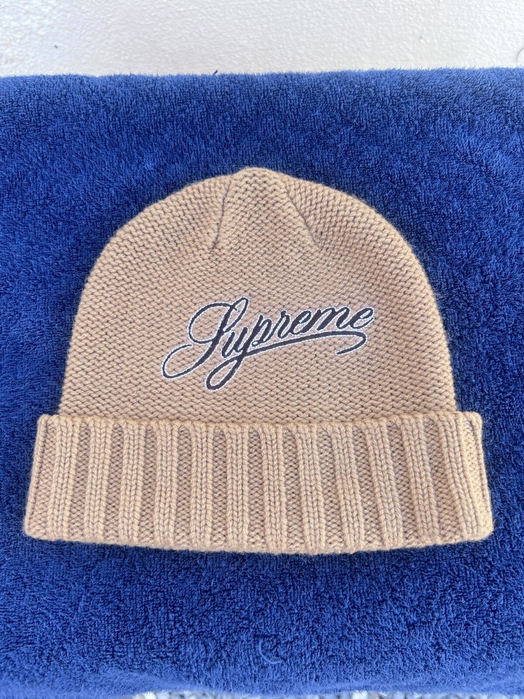 Supreme Script Logo Beige Beanie FW21