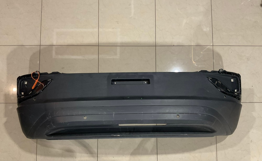 Rear Bumper Cover Black 2020 2021 2022 Volkswagen ID.4 11K.+807+.521 OEM