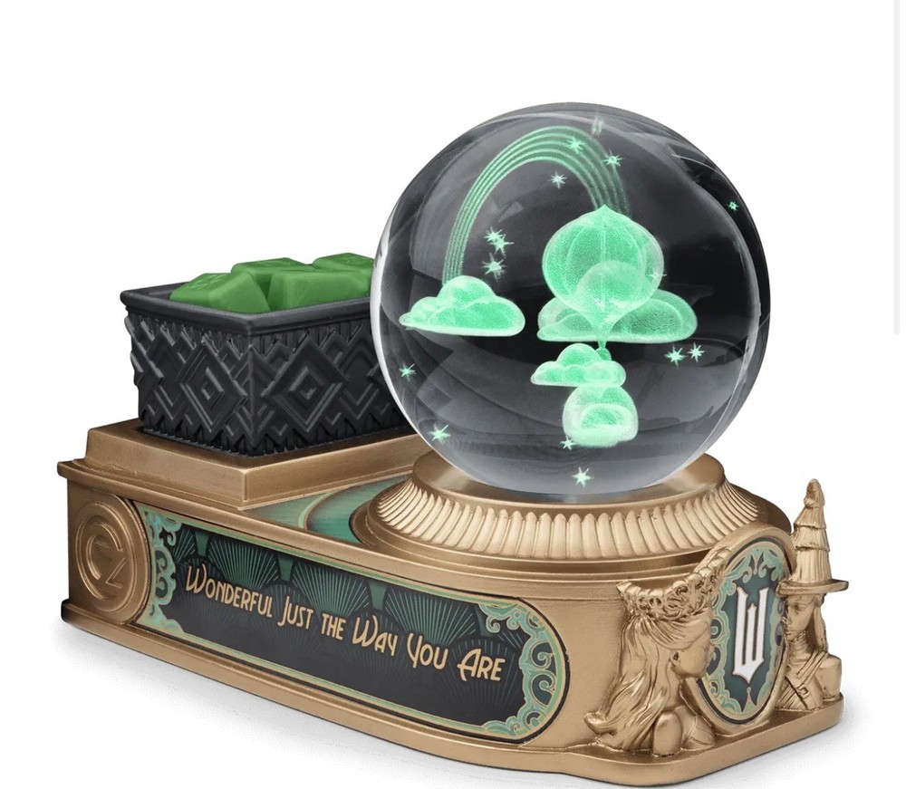 Scentsy Wicked Collection Warmer NIB Special Edtn Glinda & Elphaba Light-Up Orb