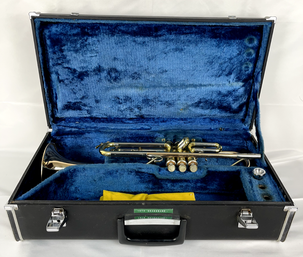 Yamaha YTR-632 Trumpet w/case