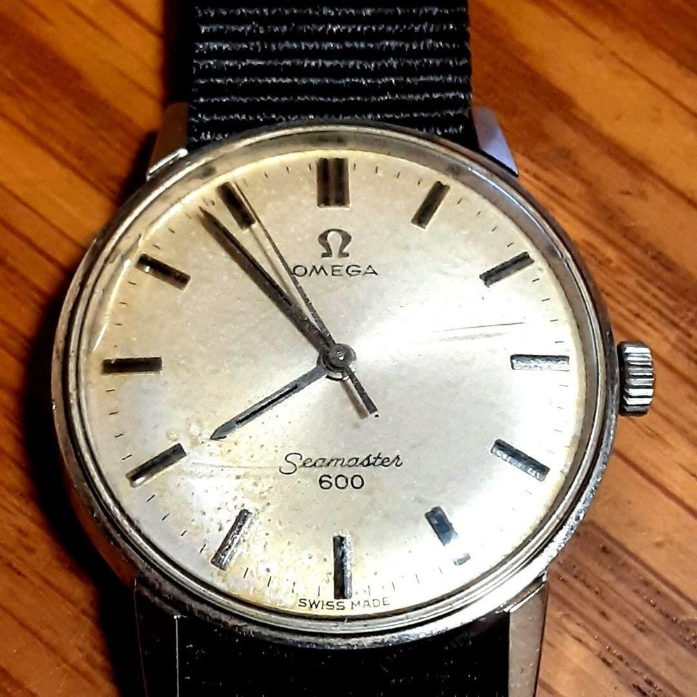 Vintage Omega Seamaster 600 Manual Winding Analog Watch