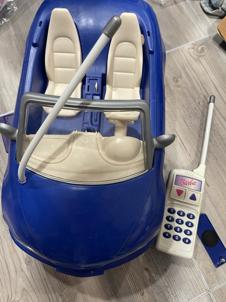 Barbie Blue Convertible Remote Control Roadster Sports Car Toy 1999