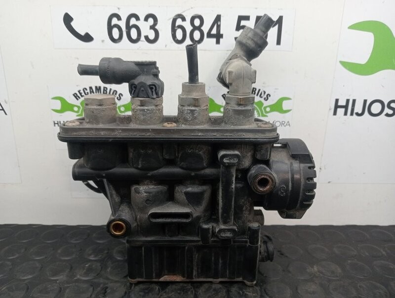 21083660 RENAULT PREMIUM ROUTE AIR SUSPENSION VALVE - 2006 2005 94481