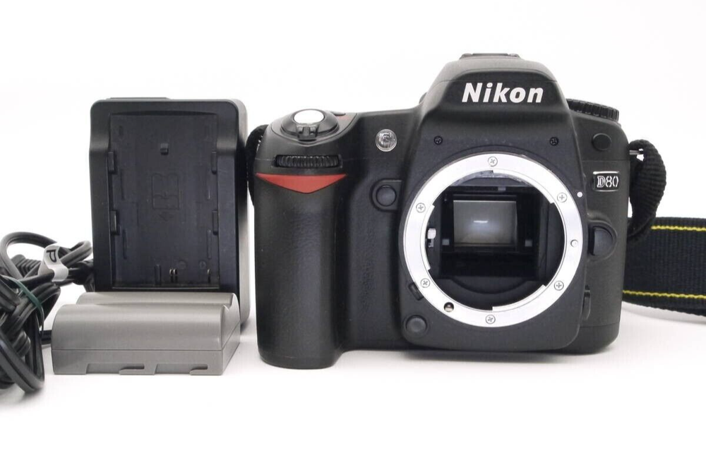 [N Mint] Nikon D80 10.2 MP Digital SLR Camera 