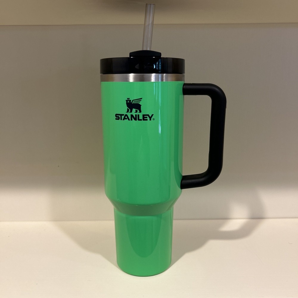 Stanley 40oz Neon Green Quencher H2.0 Tumbler Cup New
