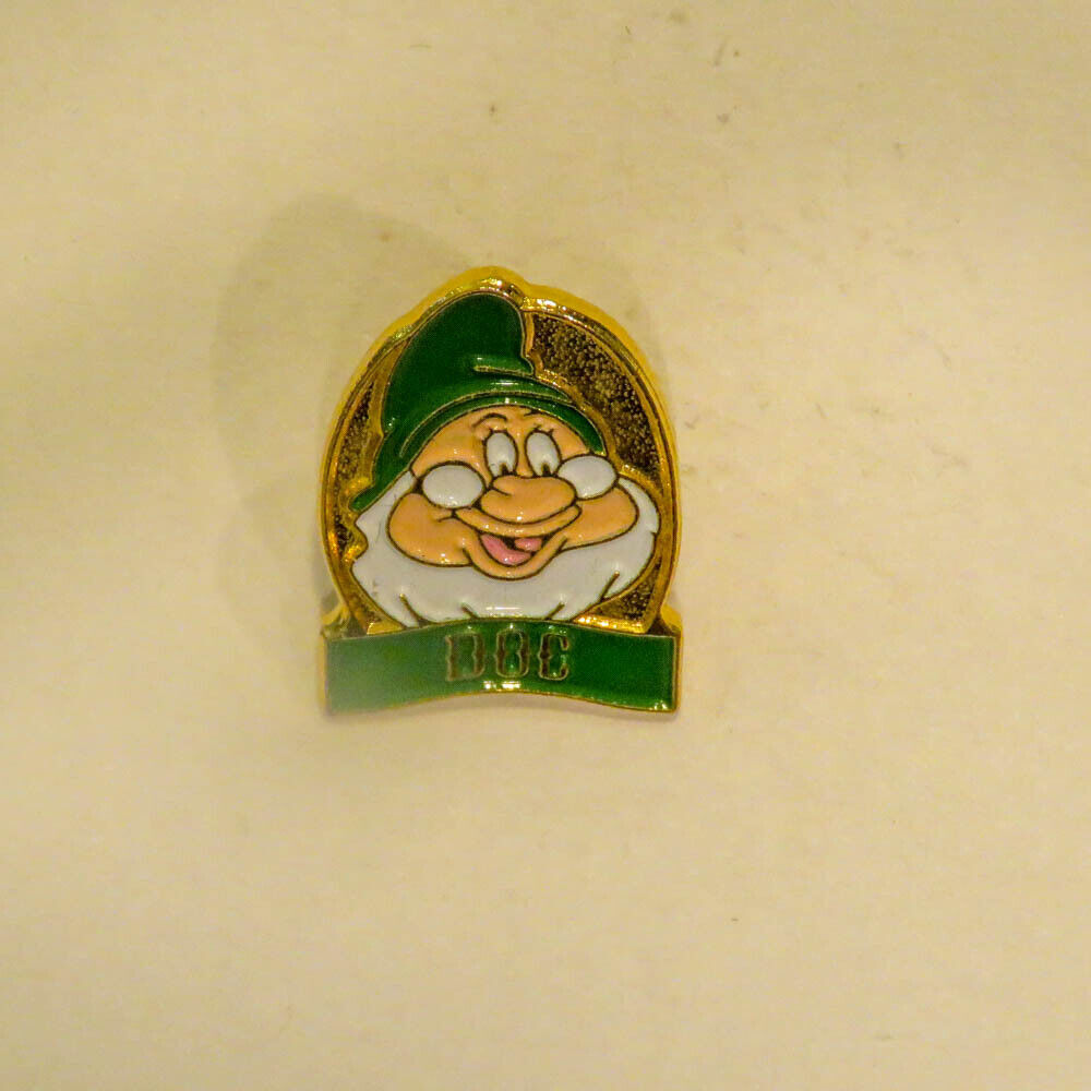 Disney Snow White VHS Promotional  Doc Pin
