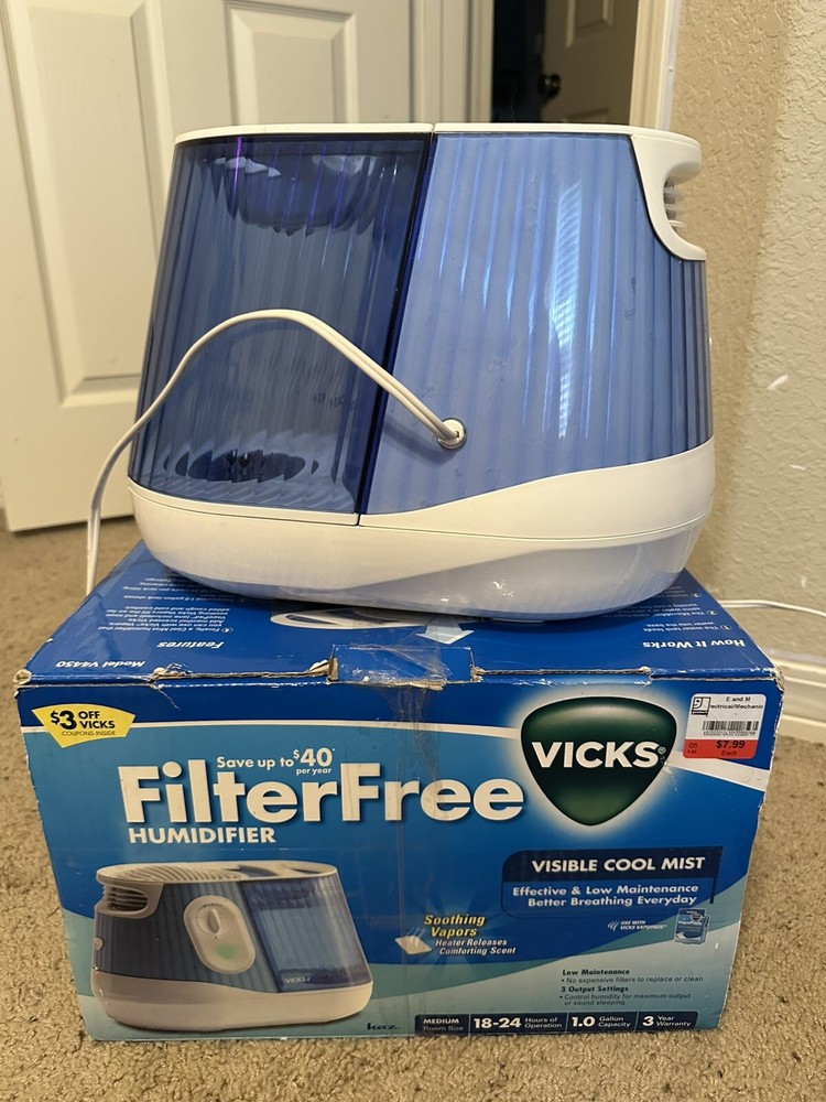 Vicks Filter Free Humidifier Like New Condition  