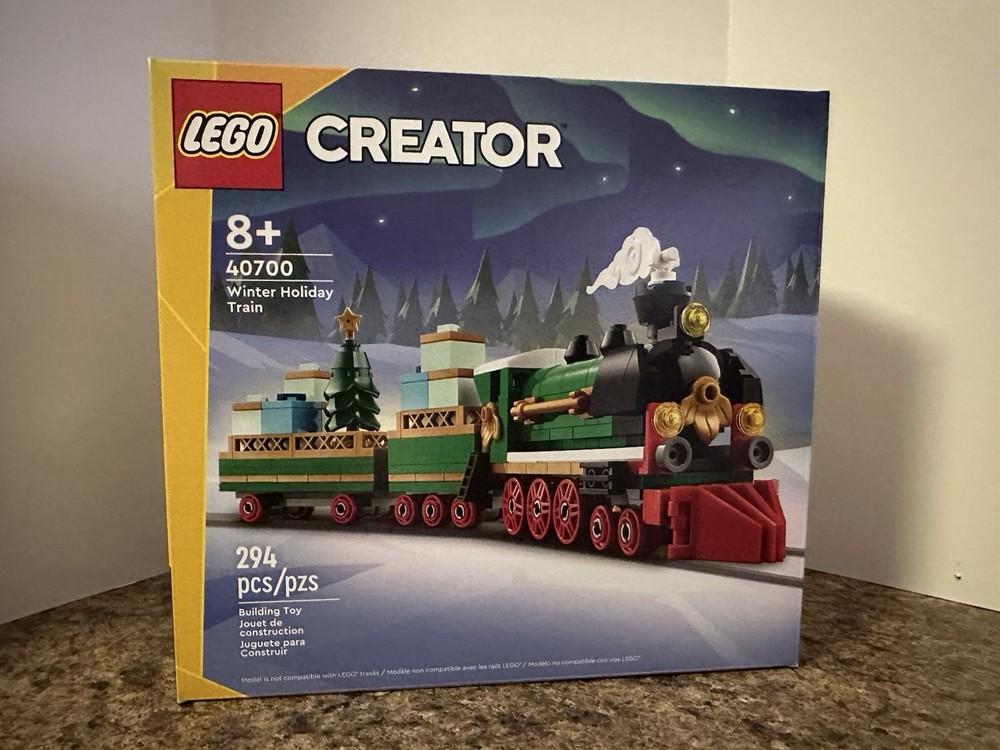 LEGO Creator 40700 Winter Holiday Train Limited Edition New Sealed Building Set 🧱