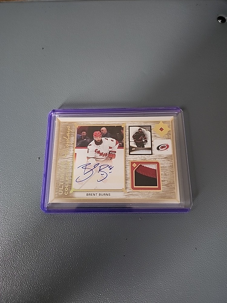 Brent Burns Ultimate Collection Display Patch Auto /35 2022 23 Ultimate Uda-bb