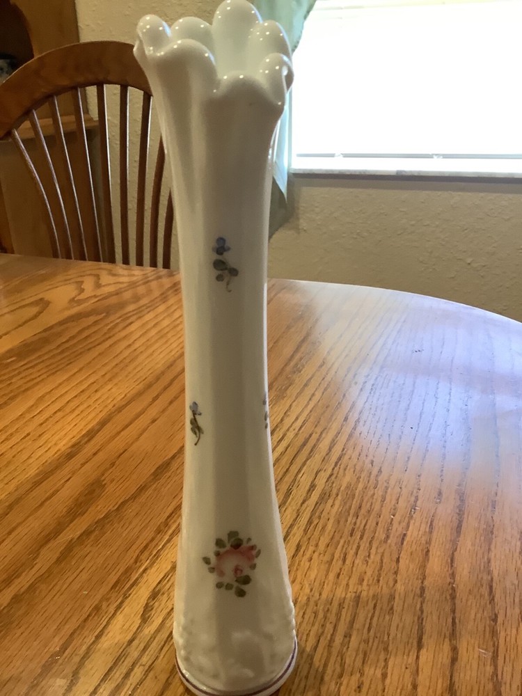 Vintage Westmoreland Hand Painted 10 Inch Milk Glass Bud Vase