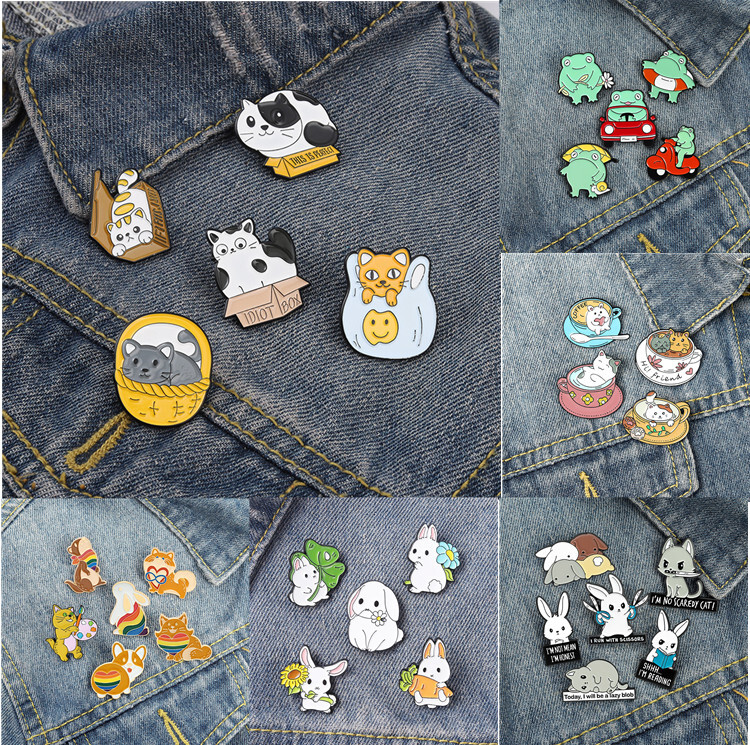 Lovely Animal Brooch Cartoon Cat Enamel Pins Backpack Lapel Badges Jewelry Gifts