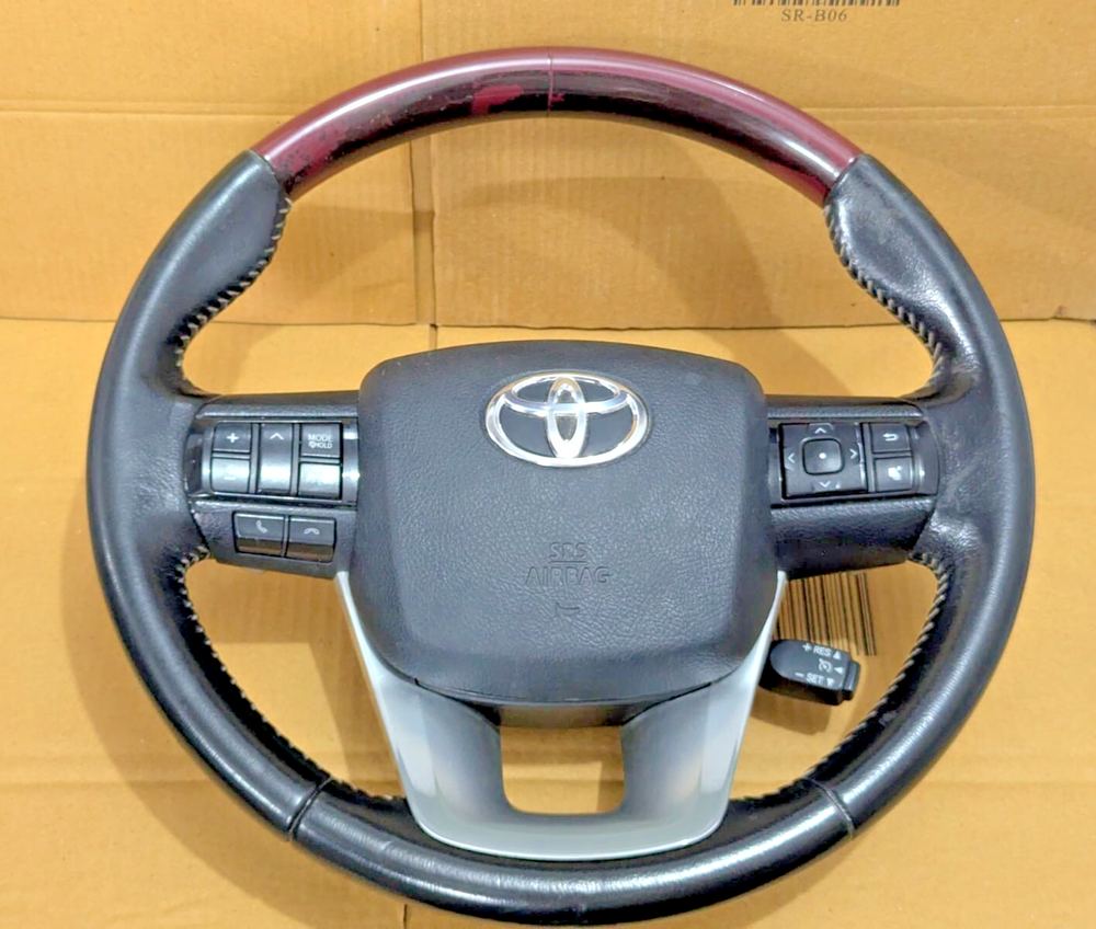 STEERING WHEEL TOYOTA HILUX REVO FORTUNER 2015 GENUINE PADDLE SHIFTERS USED