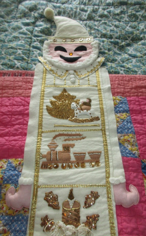 Handmade Felt Santa Elf Sequin Beaded Christmas Card Holder Wall Hanging