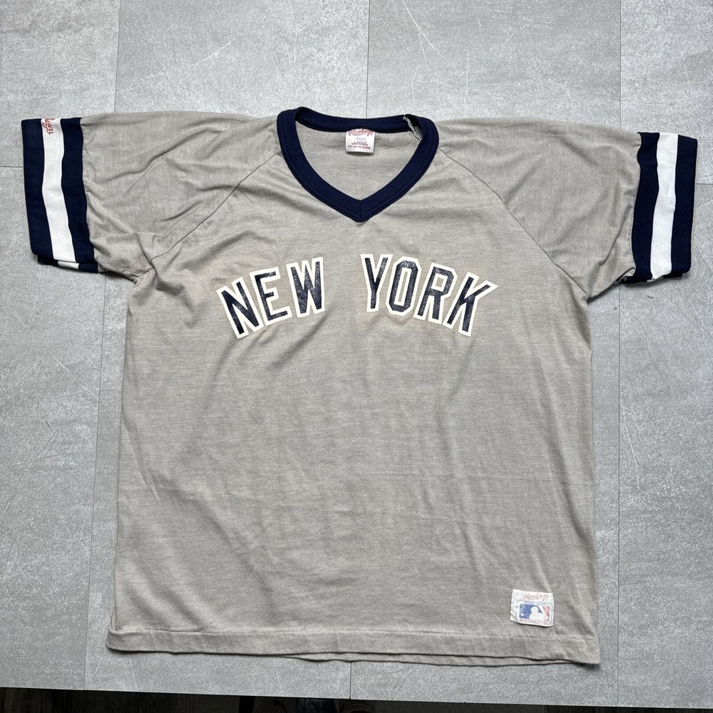 Vintage New York Yankees jersey mens L 80s Rawlings gray v neck rare MLB USA